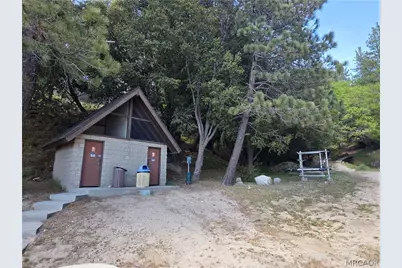 3 Nsm Hwy 173 #13, Lake Arrowhead, CA 92352 - Photo 18
