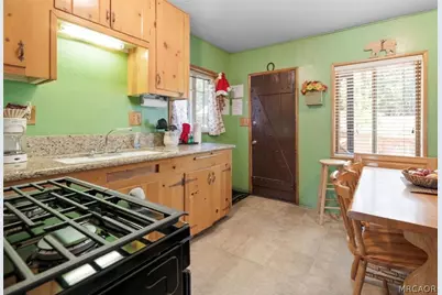 1118 Clubview Drive, Big Bear Lake, CA 92315 - Photo 10