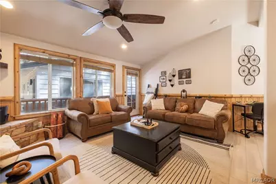 41596 McWhinney Lane, Big Bear Lake, CA 92315 - Photo 6
