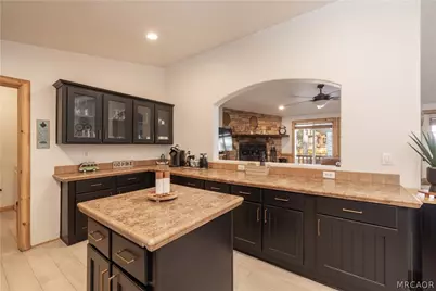 41596 McWhinney Lane, Big Bear Lake, CA 92315 - Photo 12