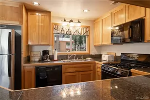 41063 Pennsylvania Ave, Big Bear Lake, CA 92315 - Photo 16