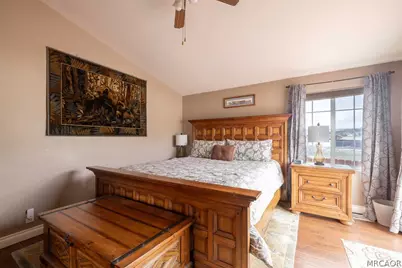 1035 W Fairway Boulevard, Big Bear City, CA 92314 - Photo 16