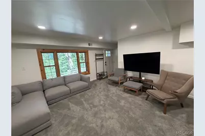 695 Buckingham Square, Lake Arrowhead, CA 92352 - Photo 10
