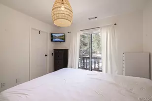 39075 Rim of the World Dr, Fawnskin, CA 92333 - Photo 44