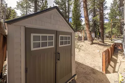 39075 Rim Of The World Drive, Fawnskin, CA 92333 - Photo 26