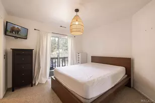 39075 Rim of the World Dr, Fawnskin, CA 92333 - Photo 42
