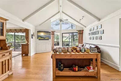 653 Brentwood Drive, Lake Arrowhead, CA 92352 - Photo 2