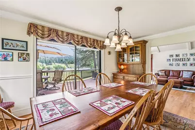 653 Brentwood Drive, Lake Arrowhead, CA 92352 - Photo 14
