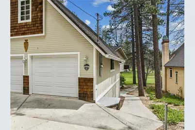 653 Brentwood Drive, Lake Arrowhead, CA 92352 - Photo 46