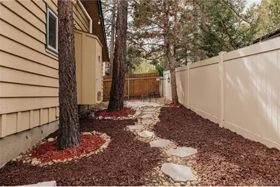 355 Cinderella Drive, Big Bear City, CA 92314 - Photo 22