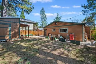 335 W Meadow Ln, Big Bear City, CA 92314 - Photo 20