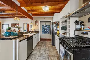 335 W Meadow Ln, Big Bear City, CA 92314 - Photo 6