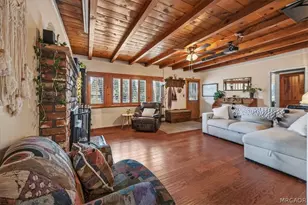 335 W Meadow Ln, Big Bear City, CA 92314 - Photo 2