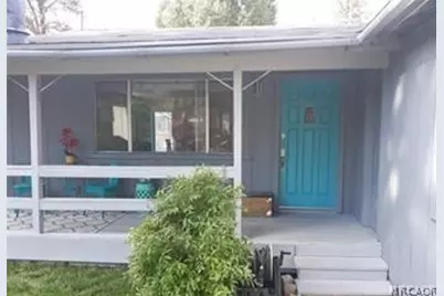 657 W Valley Boulevard, Big Bear City, CA 92314 - Photo 2
