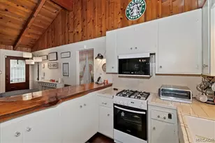 2452 Spring Dr, Running Springs, CA 92382 - Photo 14