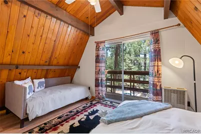 626 W Aeroplane Boulevard, Big Bear City, CA 92314 - Photo 16