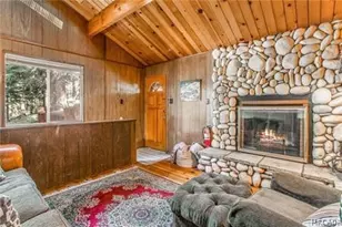 42962 Dogwood Dr, Big Bear Lake, CA 92315 - Photo 16