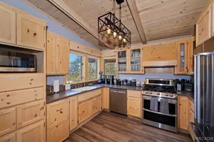 764 Menlo Dr, Big Bear Lake, CA 92315 - Photo 8