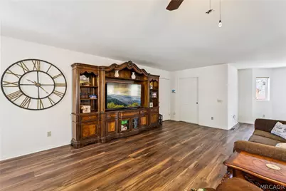 879 Spruce Lane, Sugarloaf, CA 92386 - Photo 14