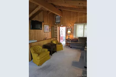 32124 Hunsaker Way, Running Springs, CA 92382 - Photo 2