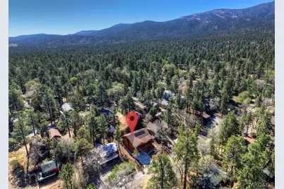 415 Vista Lane, Sugarloaf, CA 92386 - Photo 38