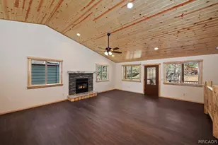 415 Vista Ln, Sugarloaf, CA 92386 - Photo 6