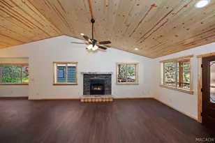 415 Vista Ln, Sugarloaf, CA 92386 - Photo 8