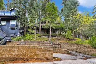 535 Sundeland Ct, Lake Arrowhead, CA 92352 - Photo 2