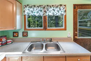 26481 Alpine Ln, Twin Peaks, CA 92391 - Photo 10