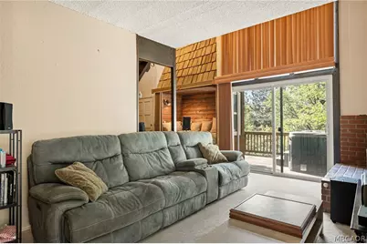 807 Grass Valley Road, Lake Arrowhead, CA 92352 - Photo 14