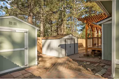 233 Whipple Drive, Big Bear City, CA 92314 - Photo 16