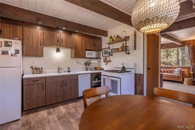 42800 Cougar Road, Big Bear Lake, CA 92315 - Photo 8