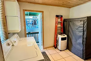 42979 Fern Ave, Big Bear Lake, CA 92315 - Photo 24