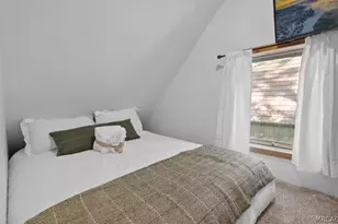 409 W Rainbow Blvd, Big Bear City, CA 92314 - Photo 18