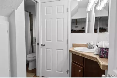 409 W Rainbow Boulevard, Big Bear City, CA 92314 - Photo 14