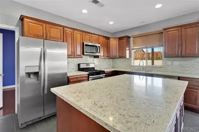 12620 Meadow Street, Victorville, CA 92395 - Photo 18
