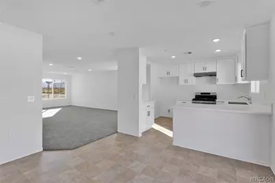 10110 Kemper Avenue, Adelanto, CA 92301 - Photo 12