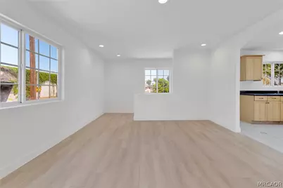348 W 83rd Street, Los Angeles, CA 90003 - Photo 6