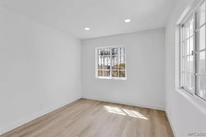 348 W 83rd Street, Los Angeles, CA 90003 - Photo 20