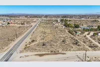 11399 Baldy Mesa Road, Victorville, CA 92392 - Photo 2