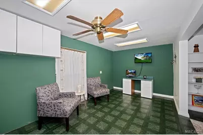 395 Wylerhorn Drive, Crestline, CA 92325 - Photo 34