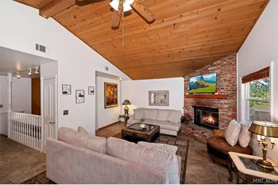 395 Wylerhorn Drive, Crestline, CA 92325 - Photo 8