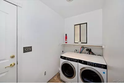 395 Wylerhorn Drive, Crestline, CA 92325 - Photo 22