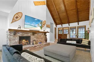 135 S Fairway Dr, Lake Arrowhead, CA 92352 - Photo 12