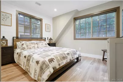 135 S Fairway Drive, Lake Arrowhead, CA 92352 - Photo 46