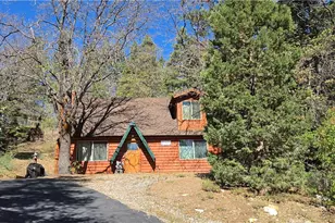 43505 Shasta Pl, Big Bear Lake, CA 92315 - Photo 2