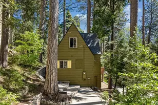 404 Hillside Rd, Lake Arrowhead, CA 92352 - Photo 28