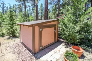 39797 Lakeview Dr, Big Bear Lake, CA 92315 - Photo 44