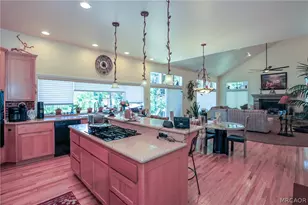 39797 Lakeview Dr, Big Bear Lake, CA 92315 - Photo 18