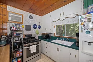 23940 Cresta Dr Dr, Crestline, CA 92325 - Photo 12